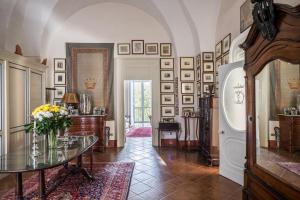 Junior Suite with Balcony room in Palazzo Bernardini Suites