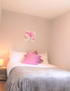 3 bedroom City Centre Apartment in Lauriston Place
