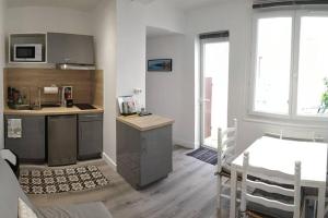 Appartements Exceptionnel : hypercentre Biarritz T2 avec patio : photos des chambres