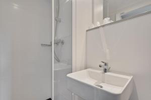 Hotels initial by balladins Blois : photos des chambres