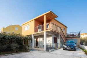 Apartments Ivan - Zečevo