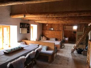 Cherz Romantic House