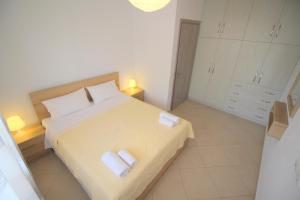 Kostas City Apartment