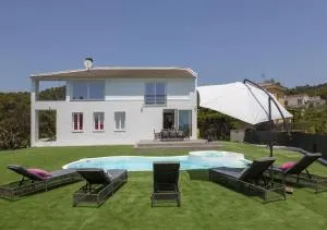 Chillout House with heated pool 29 C Sea & Mountain view - Malgrat de Mar