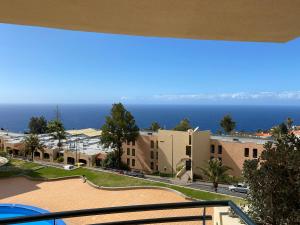 FLH Garajau Balcony with Pool