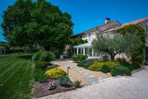 Maisons de vacances Stunning property between Alpilles and Luberon : photos des chambres