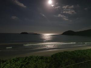 Apt de luxo, pé na areia, 200m2 melhor loc Palmas