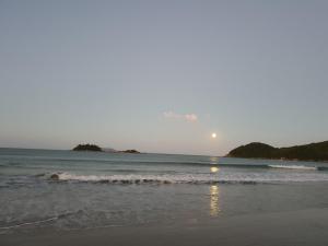 Apt de luxo, pé na areia, 200m2 melhor loc Palmas