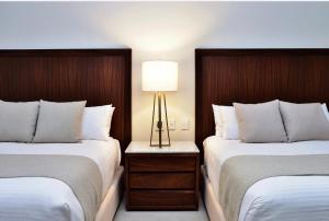 2 Bed 2Bth, Playa Royale 2507, Free WIFI