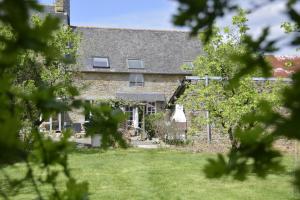 Maisons de vacances Les jardins des coccinelles : photos des chambres