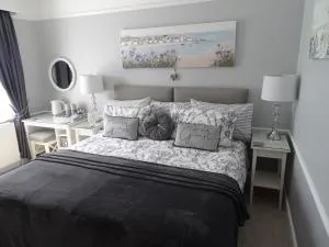 Linden Lodge Guest House - Worle