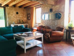 Maisons de vacances Au bercail de Bizebarre - Maison bois & pierre dans un hameau - Spa : photos des chambres