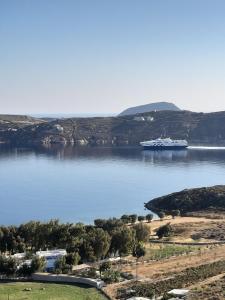 SUNRISE VIEW Apartment 2 Seriphos Greece