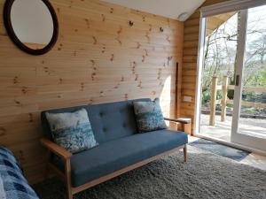 Dryw bach glamping hut