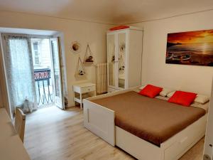 Quadrilocale ELI 6 centralissimo zona Piazza Bodoni