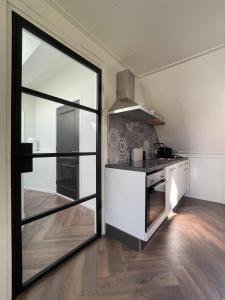 Dierenweide Upstairs