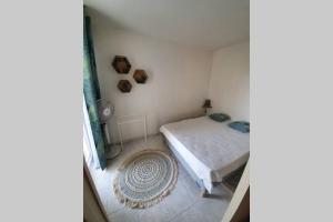 T2 climatisé à 5 minutes à pied de la plage avec parking, piscine et wifi