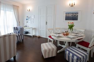 Captains Suite