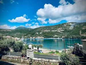 Sofia's House - Évyiros