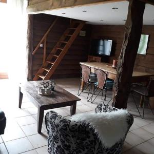 Appartements Rimbes Casteljaloux - gite 6 pers Rustique : photos des chambres