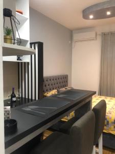 One-Bedroom Apartment room in Matea