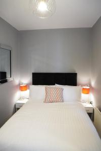 VIP Church View Apartment