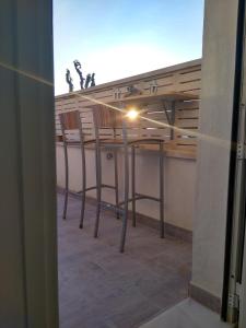 La Isla habitacion independiente con baño privado y jardín