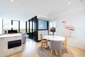 Complete Host STK Apartments