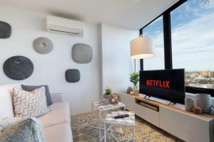 Complete Host STK Apartments