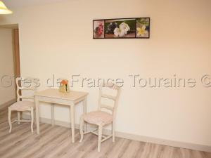 Maisons de vacances Gite La Tour-Saint-Gelin, 3 pieces, 5 personnes - FR-1-381-434 : photos des chambres