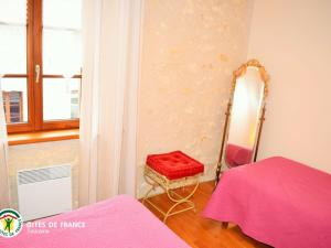 Maisons de vacances Gite Cangey, 4 pieces, 6 personnes - FR-1-381-82 : photos des chambres