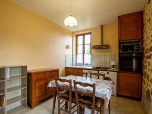 Maisons de vacances Gite Domme, 4 pieces, 6 personnes - FR-1-616-48 : photos des chambres