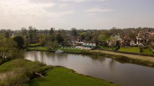 The Fleet Inn