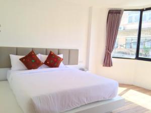 The Harbour Front Hotel