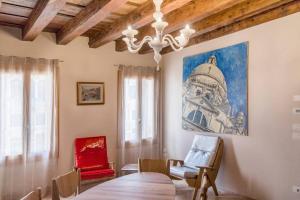 Élite Home stunning venetian apt. Close Accademia