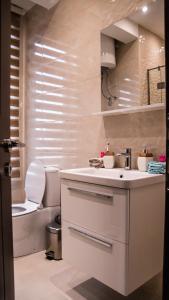 Arte Luxury Pool Apartmets