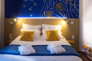 Hotels Kyriad Prestige Amiens Poulainville - Hotel and Spa : Suite Lit King-Size – Non-Fumeurs