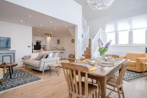 One The Old School, Leiston - Theberton