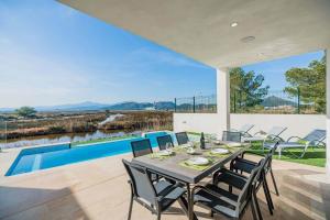 Villa Corb Mari I by Sealand Villas