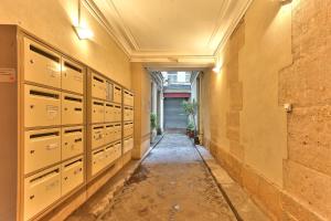 Appartements 100 - Luxury 2 Bedroom - Beaubourg Marais : photos des chambres