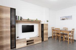 Home2Book Duplex Callao Salvaje Beach & Wifi