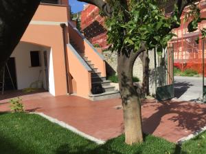 CASA LUIGIA ROOMS MTB in FINALBORGO Bike room tour ebike trekking