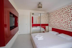 Summerland Nikos Residence
