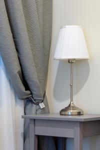 Goldcentral Apartments - Stylish Apartments - Wine Tasting Access