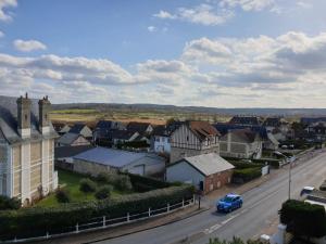 Appartements M2M Studio avec balcon - magnifique vue campagne et cote mer - les pieds dans l eau! : photos des chambres