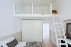 Casa Luce, a Burghesius home