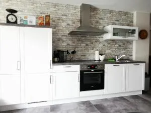 Naturnahe schöne neu gestaltete Ferienwohnung - Weiden