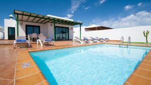 Three-Bedroom Villa room in Blancazul Brisa Marina