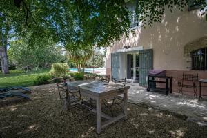 Maisons de vacances Stunning property between Alpilles and Luberon : Maison de Vacances