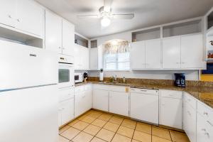 Green Harbor Lake House